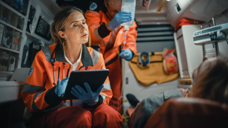 Paramedics in Route to Hospital Using EMS Scheduler
