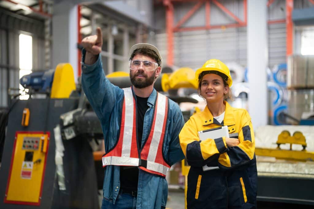 Professional,men,engineer,worker,skills,quality,,maintenance,,training,industry,factory, flexible work model