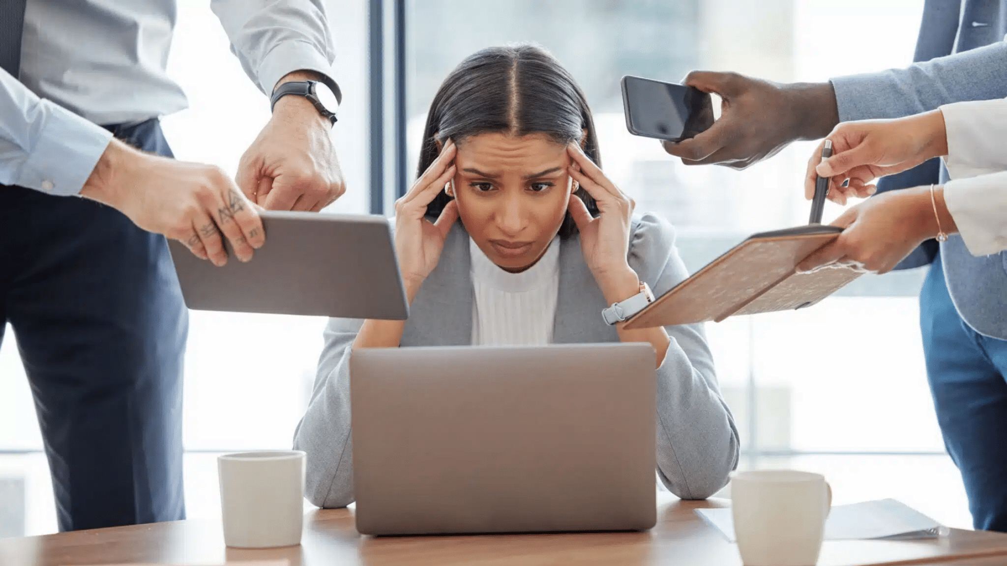 Multitasking,,stress,and,woman,overwhelmed,in,office,with,headache,,burnout,quiet Cracking
