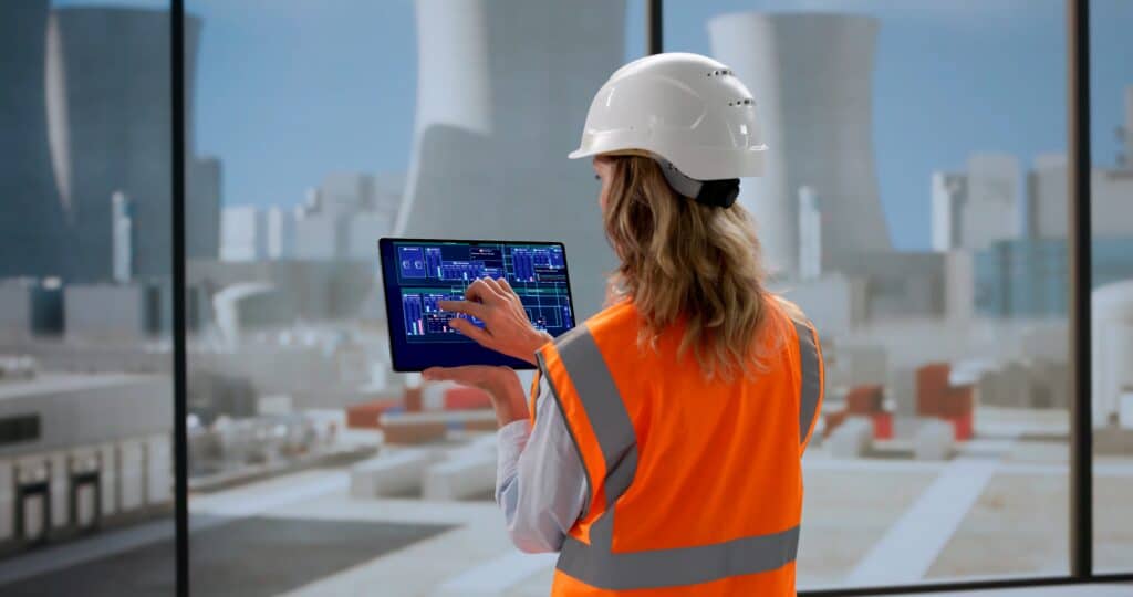 Professional,female,monitoring,nuclear,plant,using,scada,system,at,energy, nicole hughes, thomas thor